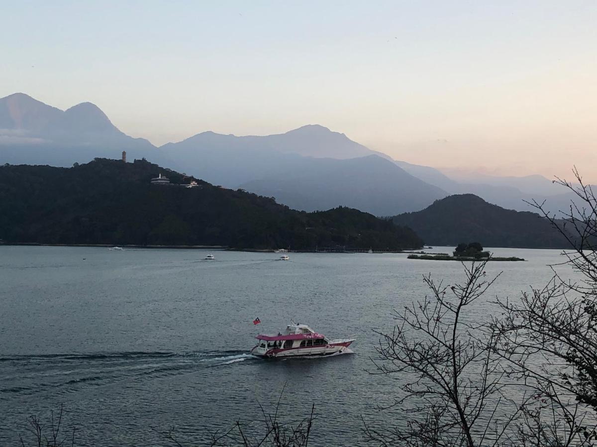 Sun Moon Lake Long Xing Homestay يوشيه المظهر الخارجي الصورة